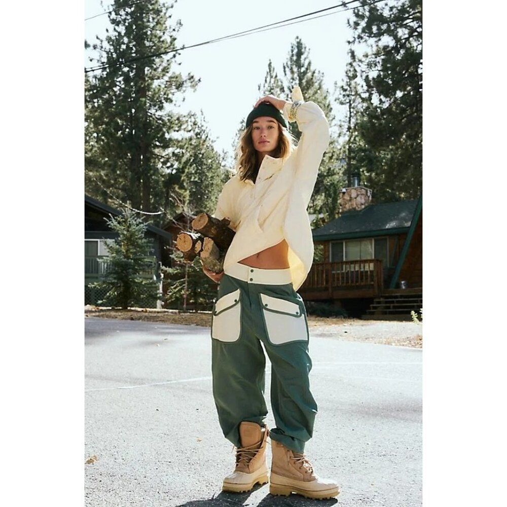 NEW Free People FP Movement Outdoor Timko Pants Sz XS Green Barrel Hiking Pant